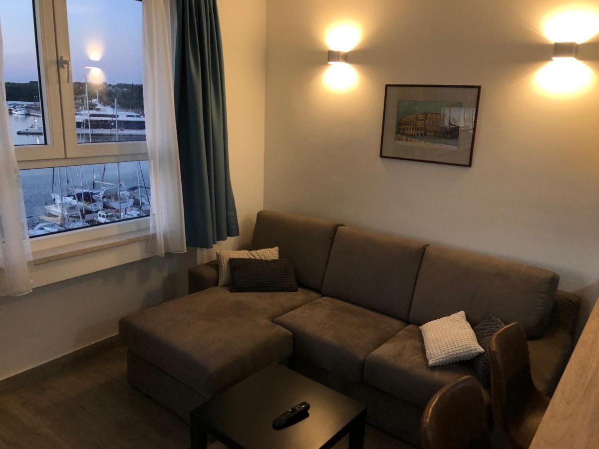 Pula Center Seaview Apartment Esterno foto